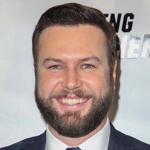 Taran Killam Headshot 8 of 10