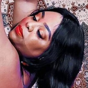 Tay Zavala Headshot 2 of 2