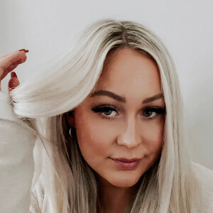 Tayler Anderson Headshot 2 of 6