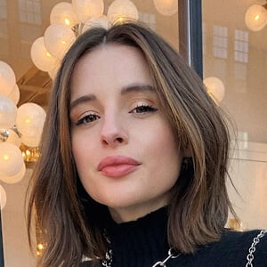 Taylor Hage Headshot 3 of 5