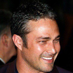 Taylor Kinney at age 32