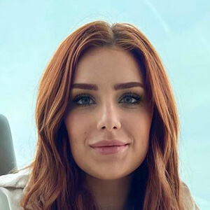 Tea Trifoni Headshot 9 of 11