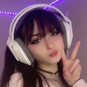 Tenshi Headshot 2 of 6