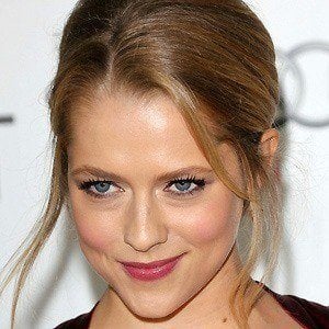 Teresa Palmer Headshot 7 of 10