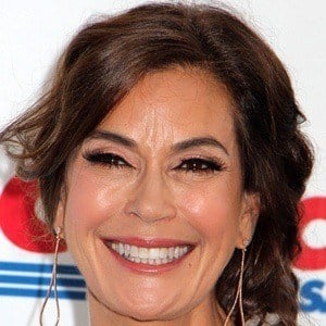 Teri Hatcher Headshot 3 of 7