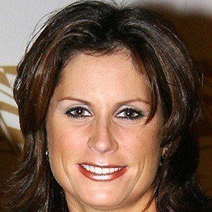 Terri Clark - Bio, Facts, Family | Famous Birthdays