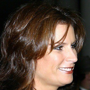 Terri Clark - Bio, Facts, Family | Famous Birthdays