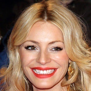 Tess Daly Headshot 4 of 10