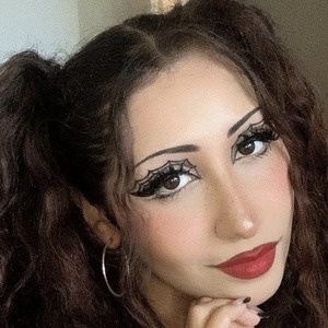 The Pinup Mommy Headshot 2 of 10