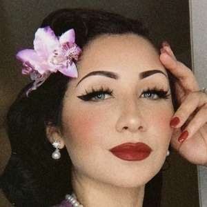 The Pinup Mommy Headshot 6 of 10