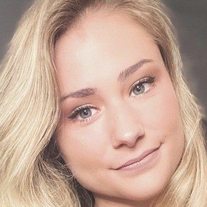 TheBrookeB Headshot 7 of 10