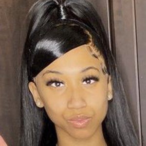 Therealjordanb Headshot 8 of 10