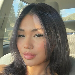Thereze Dacanay Headshot 4 of 6