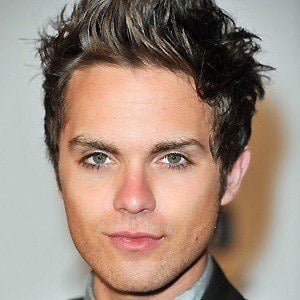 Thomas Dekker Headshot 7 of 10