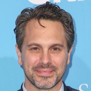 Thomas Sadoski Headshot 6 of 10