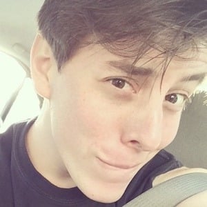 Thomas Sanders at age 25