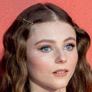 Thomasin McKenzie at age 19