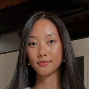 Thuvan Pham Headshot 2 of 4