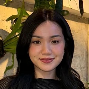 Thuy Lam Headshot 3 of 6