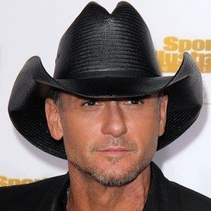 Tim McGraw Headshot 5 of 10