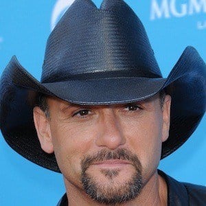 Tim McGraw Headshot 9 of 10