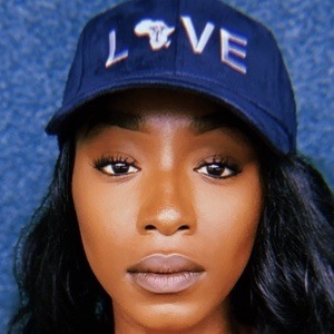 Timisola Headshot 3 of 10