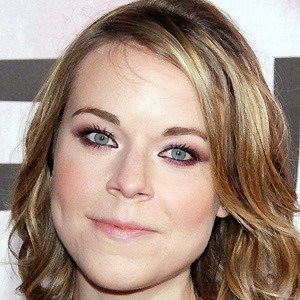 Tina Majorino Headshot 5 of 7