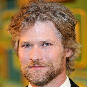 Todd Lowe - Bio, Family, Trivia | Famous Birthdays