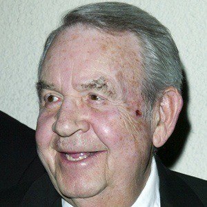 Tom Bosley - Bio, Family, Trivia | Famous Birthdays