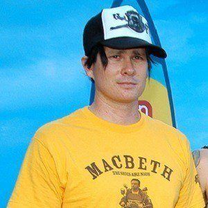 Tom DeLonge at age 28