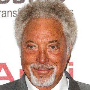 Tom Jones - Bio, Family, Trivia | Famous Birthdays