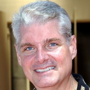 Tom Kane Headshot 3 of 4