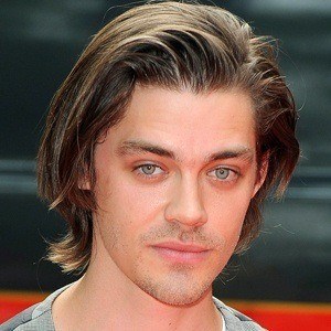 Tom Payne Headshot 8 of 9