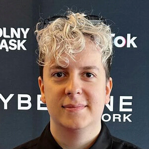 Tomasz Berlak Headshot 15 of 16