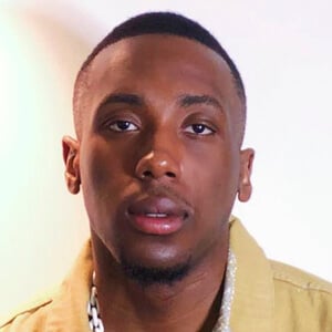 Tomisin Atobatele Headshot 2 of 4