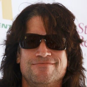 Tommy Thayer Headshot 7 of 8