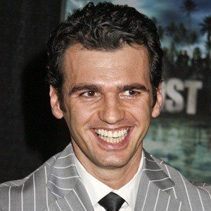 Tony Dovolani Headshot 8 of 9