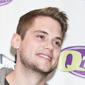 Tony Oller Headshot 7 of 7