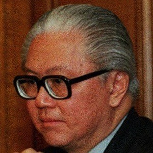 Tony Tan Headshot 3 of 3