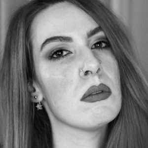 Toothfairy Gardy Headshot 10 of 10