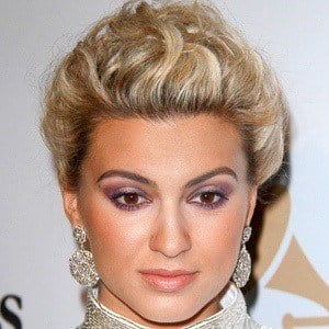 Tori Kelly at age 23