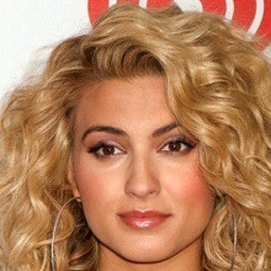 Tori Kelly at age 22