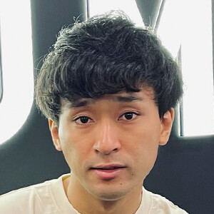 東海オンエアのとしみつ at age 28