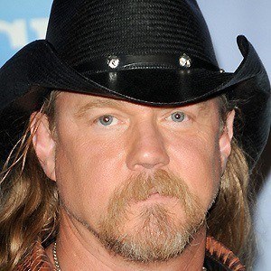 Trace Adkins - Bio, Facts, Family | Famous Birthdays