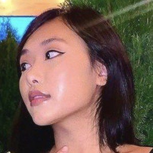 Tracy Nguyen Headshot 9 of 10
