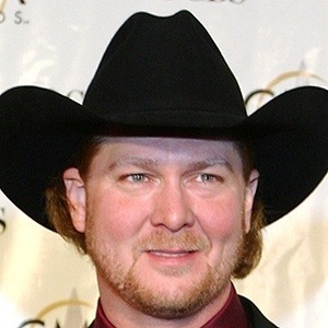 Tracy Lawrence Headshot 7 of 7