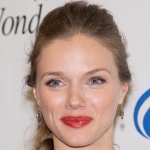 Tracy Spiridakos at age 25