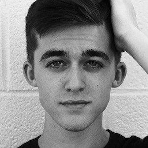 Tre Coast Headshot 3 of 10