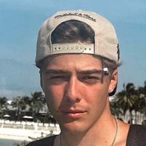 Trediamond Headshot 5 of 6