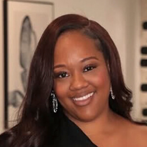Trendycurvy Headshot 6 of 6
